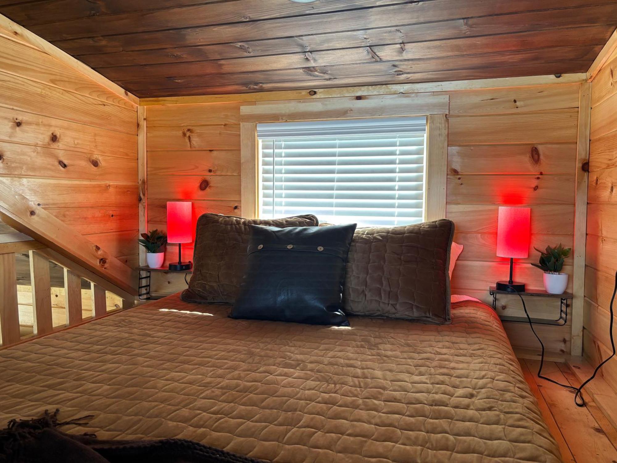Sojourn Lodging Sevierville Bagian luar foto