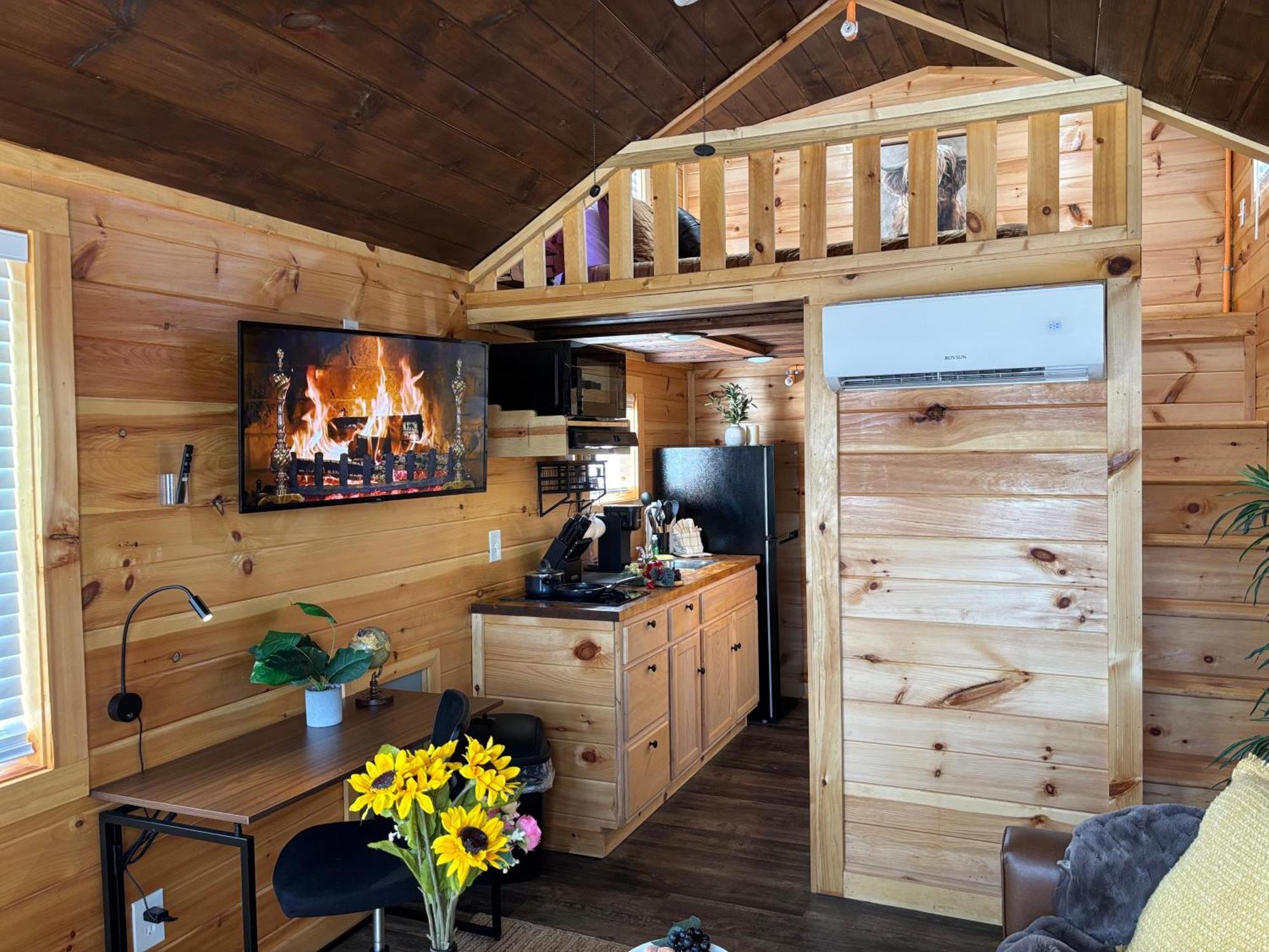 Sojourn Lodging Sevierville Bagian luar foto