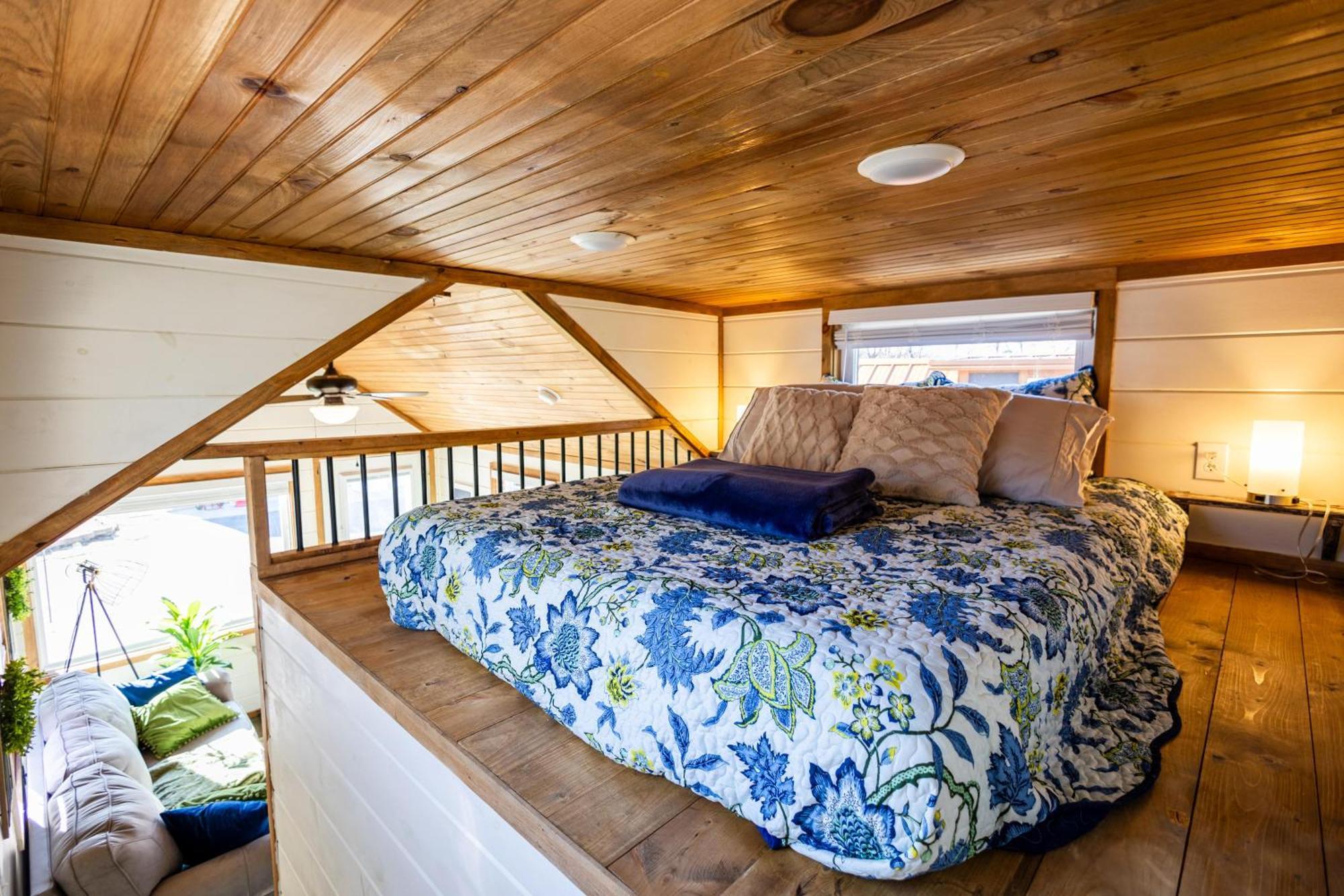 Sojourn Lodging Sevierville Bagian luar foto