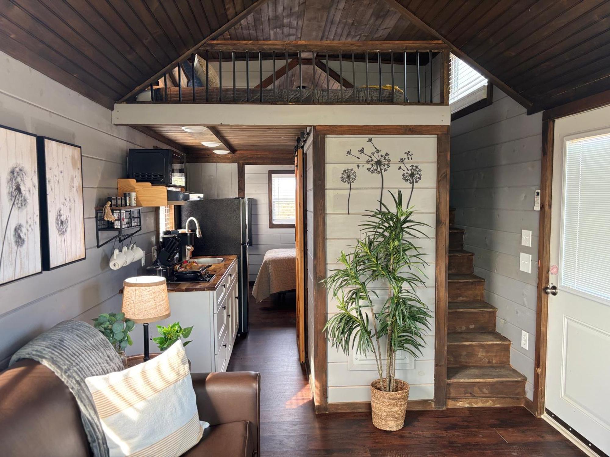 Sojourn Lodging Sevierville Bagian luar foto